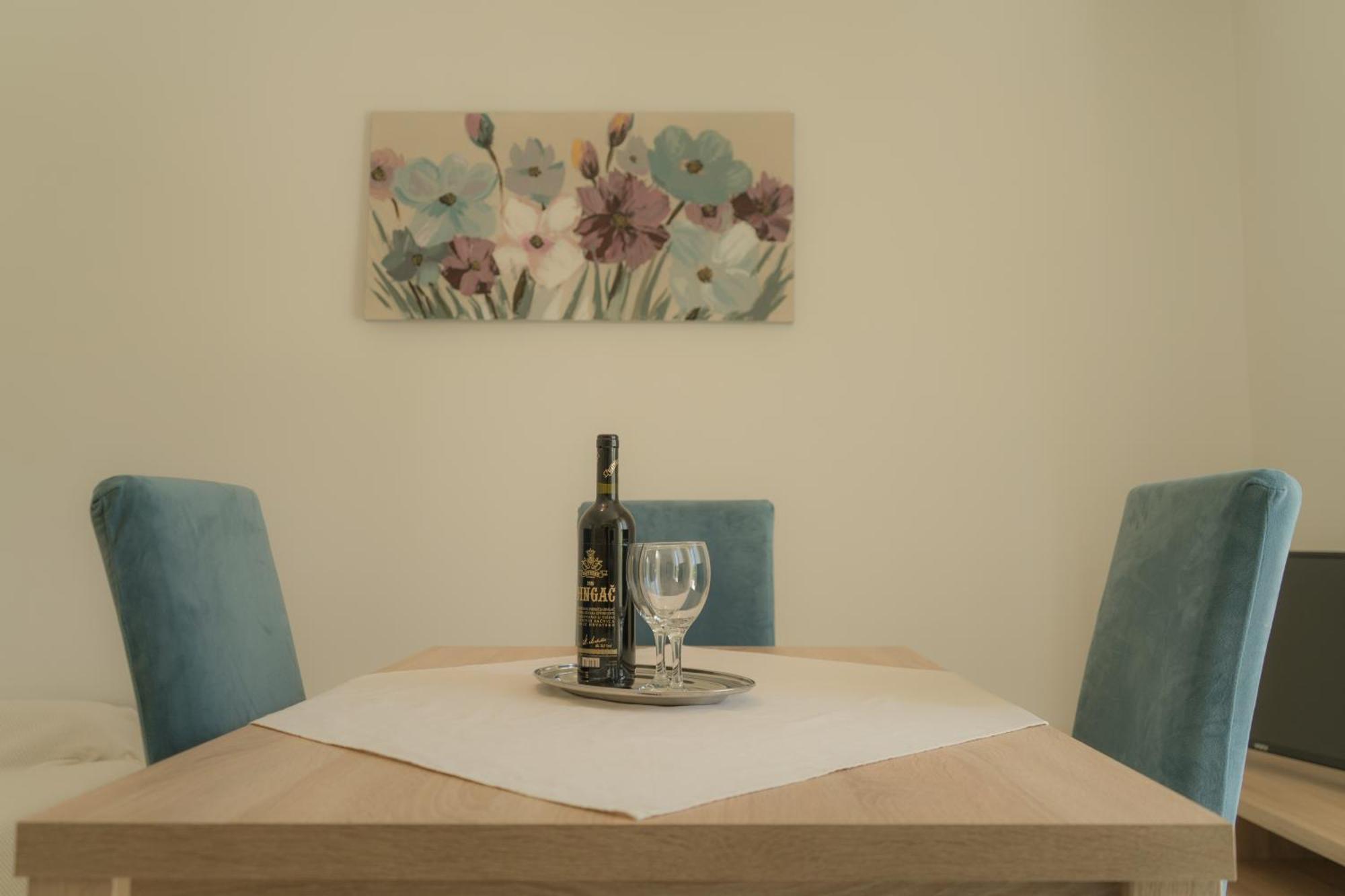 Apartment Gloria Kastela Bagian luar foto