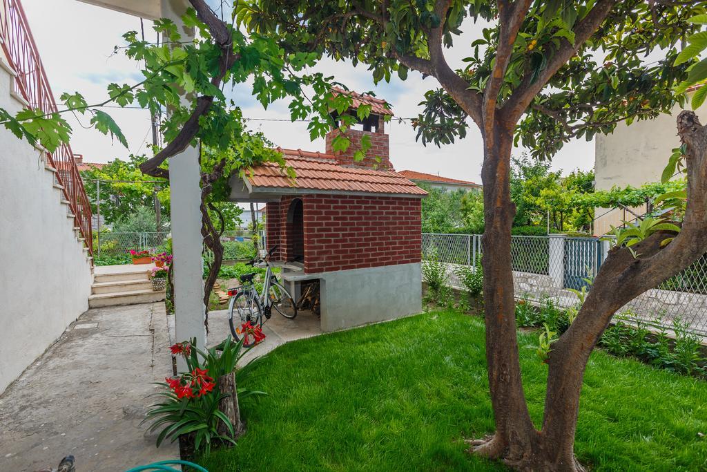 Apartment Gloria Kastela Bagian luar foto